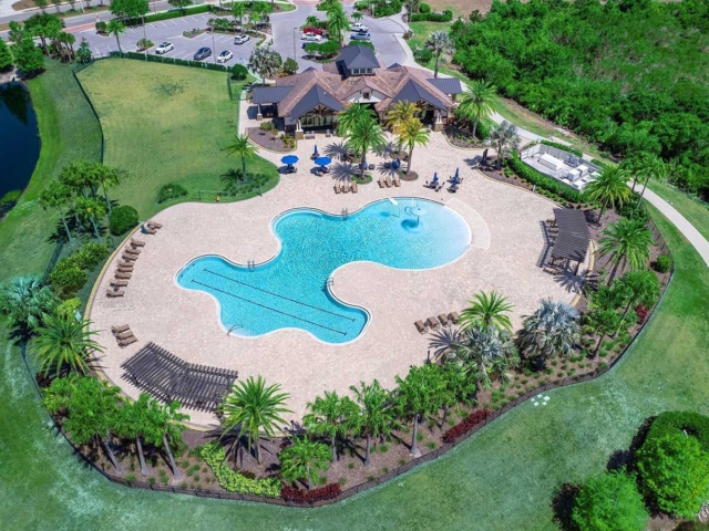 Clubside at Country Club East Condominium Association